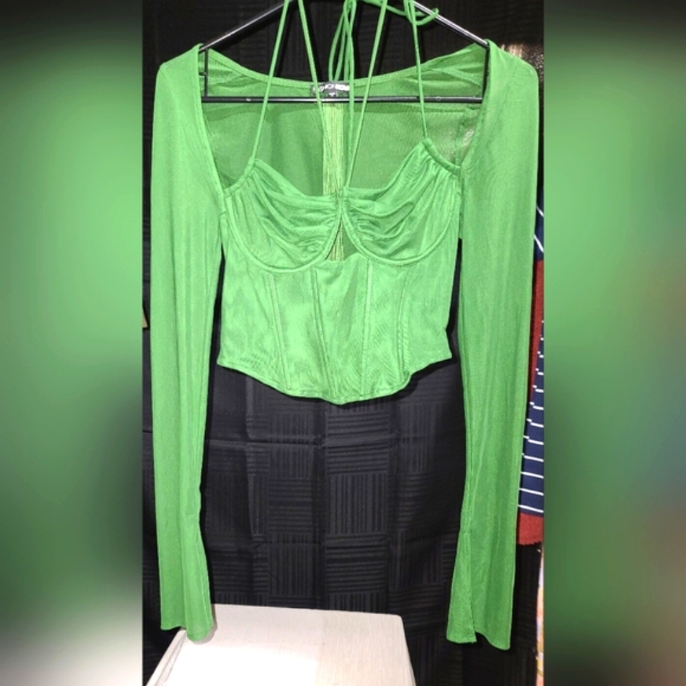 EUC Fashion Nova Green  Long Sleeve Top